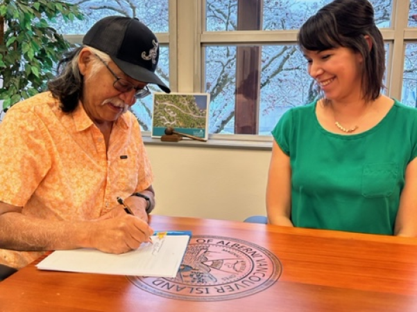 Purchase of property from City to Citaapi